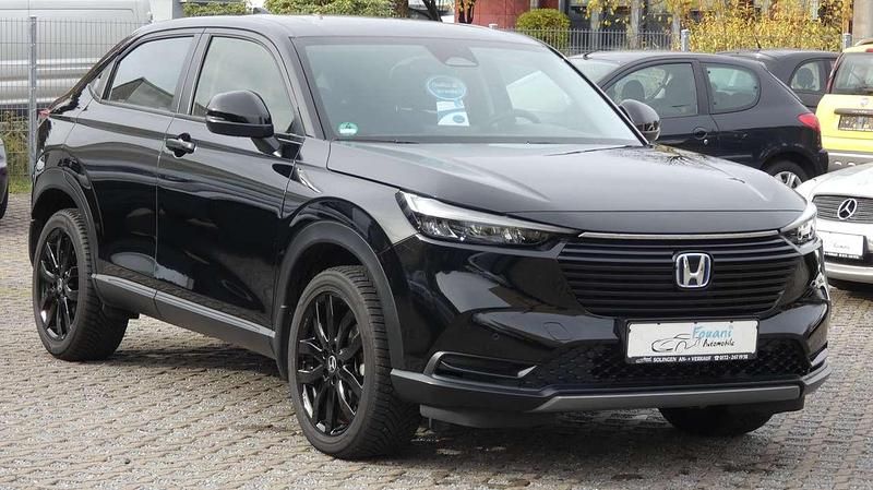 Gebraucht Honda HR-V Elegance 107 PS (78 kW) 2022 Crystal black SUV