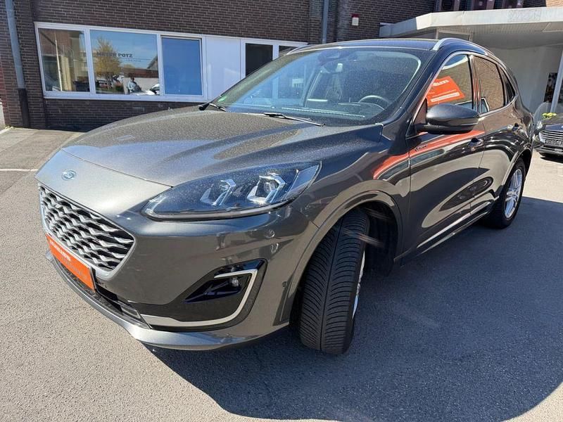 Gebraucht Ford Kuga Vignale 190 PS (139 kW) 2022 Grau SUV
