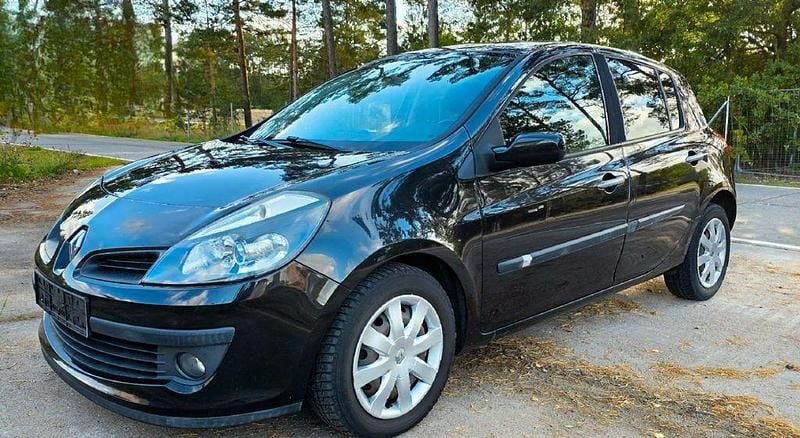 Schwarz Gebraucht 2008 Renault Clio III Dynamique Limousine | 1.650 € (Guter Preis) - Bild 1/4