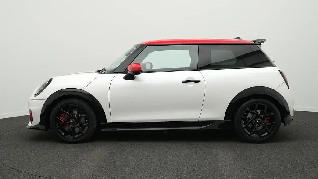 Gebraucht Mini John Cooper Works 231 PS (169 kW) 2025 Weiß Kleinwagen