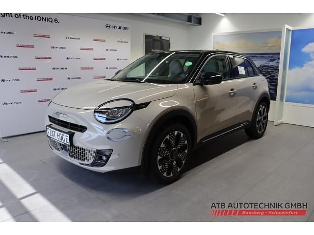 Gebraucht Fiat 600E La Prima 114 kW (156 PS) 2025 Beige SUV
