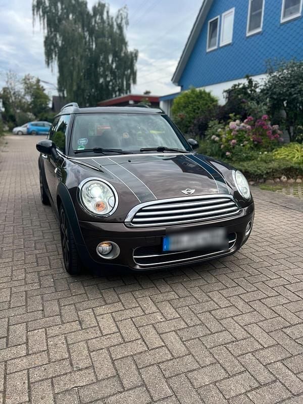 Braun Gebraucht 2009 Mini Cooper D Clubman Kombi | 6.999 € - Bild 1/4