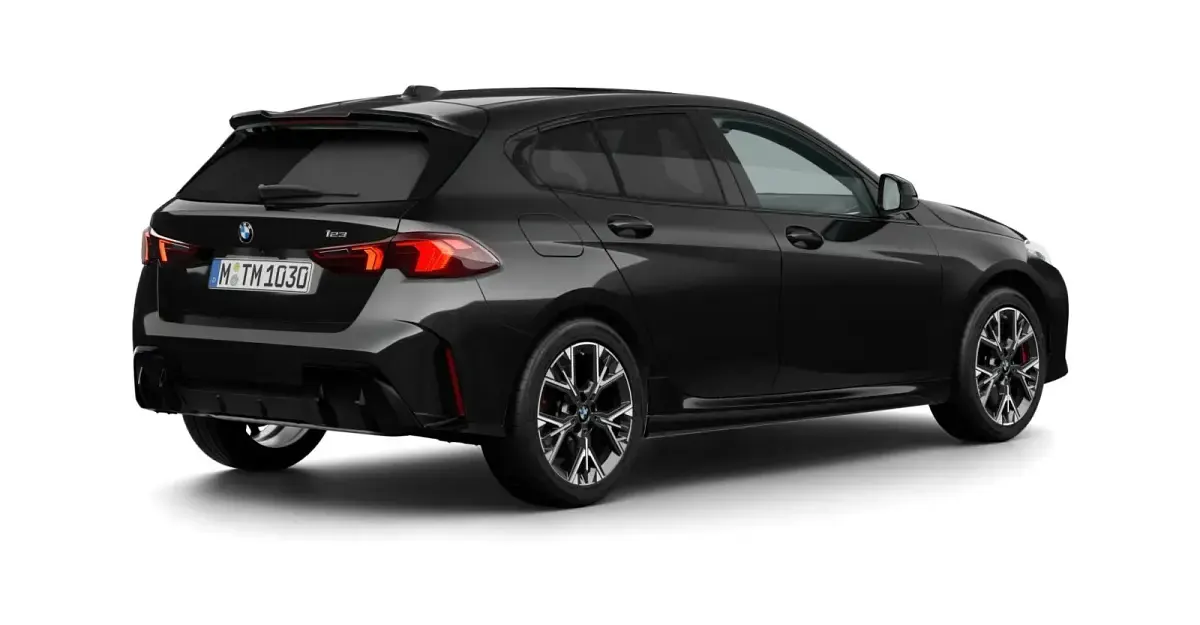 Gebraucht BMW 123 Shadowline 218 PS (160 kW) 2025 Schwarz Kleinwagen