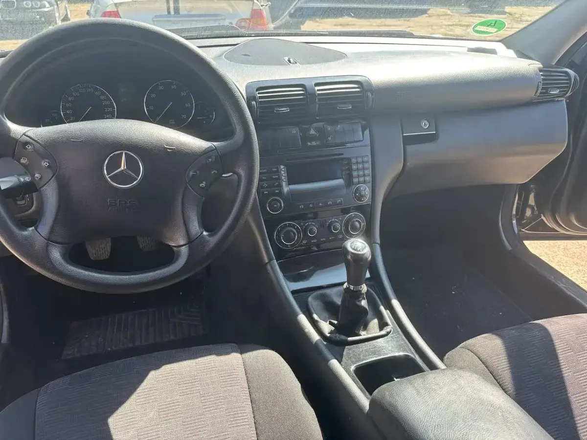 Gebraucht Mercedes C200 Avantgarde 170 PS (125 kW) 2004 Limousine