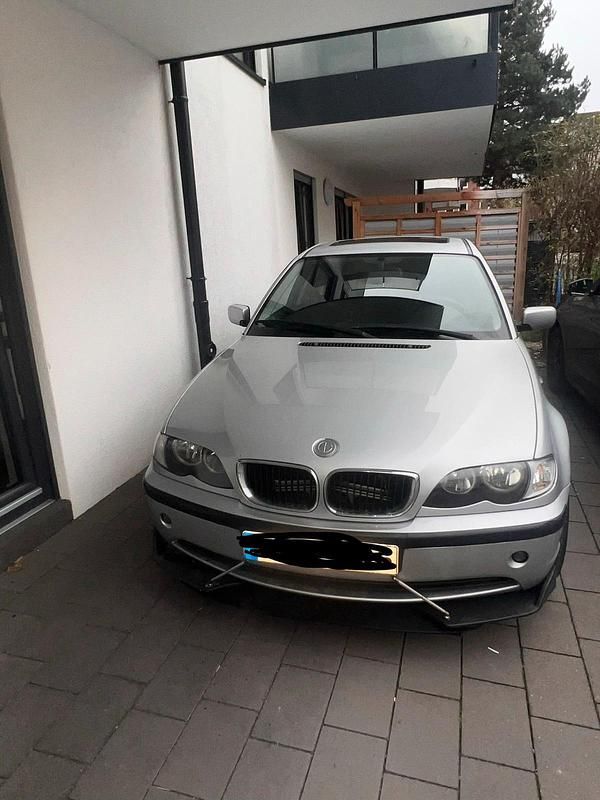 Gebraucht BMW 318 143 PS (105 kW) 2004 Silber Limousine