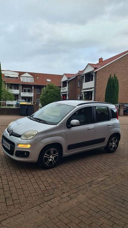 Silber Gebraucht 2013 Fiat Panda Lounge Kleinwagen | 4.500 € (Fairer Preis) - Bild 1/4