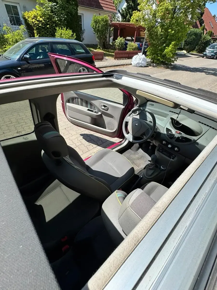 Gebraucht Renault Twingo 75 PS (55 kW) 2013 Violet Kleinwagen