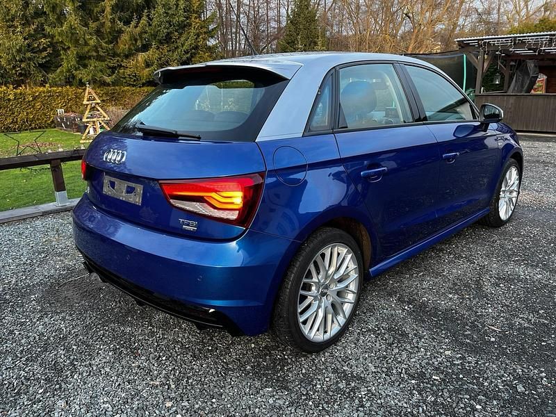 Gebraucht Audi A1 S-Line 95 PS (69 kW) 2017 Blau Kleinwagen