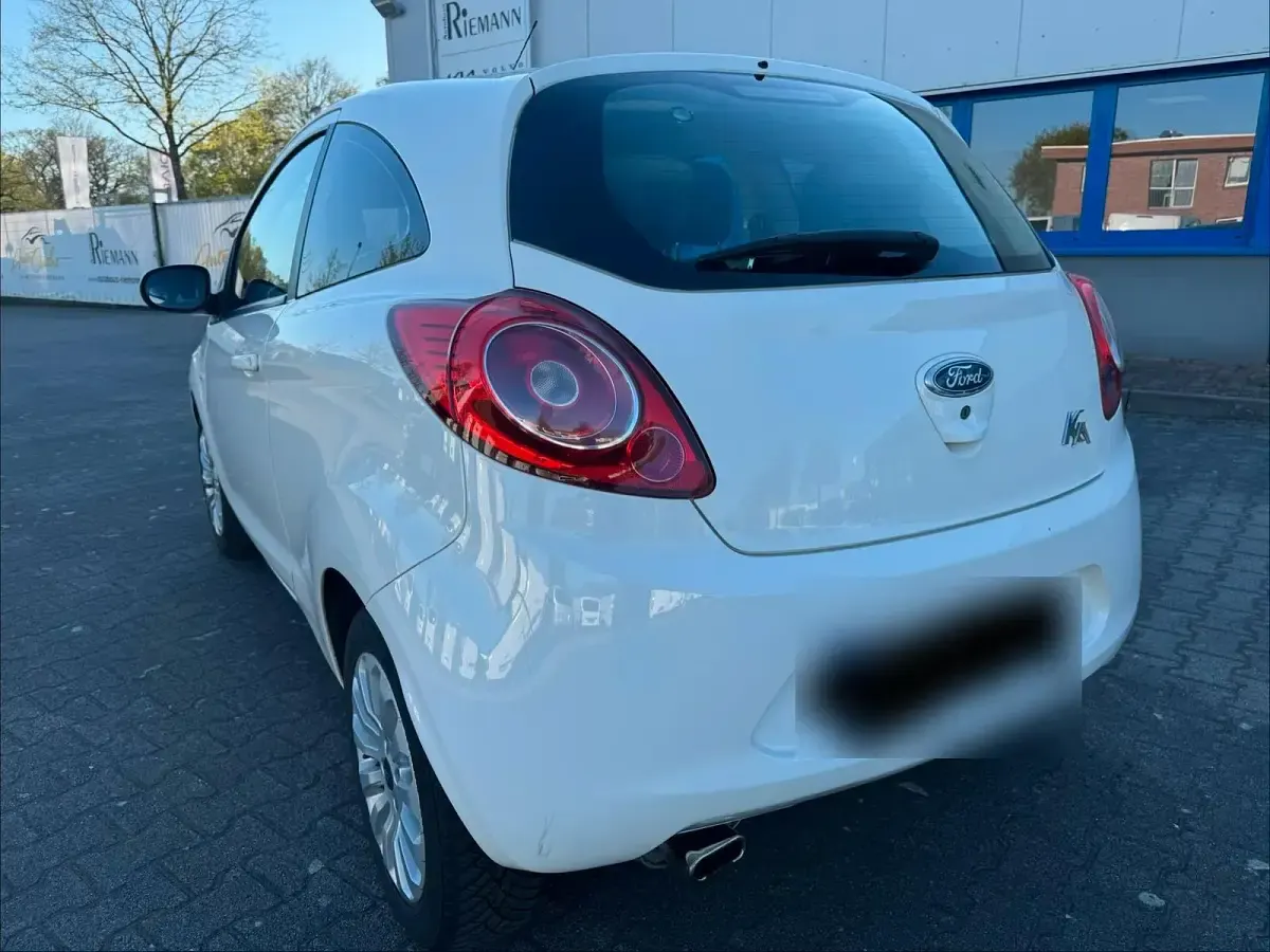 Gebraucht Ford Ka 69 PS (50 kW) 2009 Weiß Kleinwagen