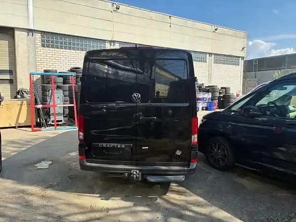 Neu VW Crafter 140 PS (102 kW) 2026 Schwarz Van