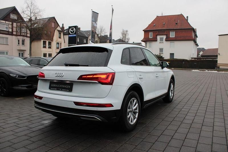 Gebraucht Audi Q5 Basis 204 PS (150 kW) 2022 Weiß SUV