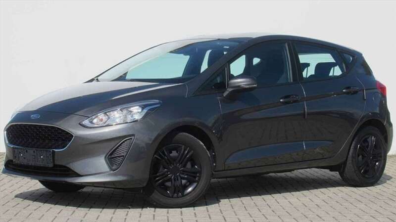 Gebraucht Ford Fiesta Trend 101 PS (74 kW) 2018 Grau / metallic Kleinwagen