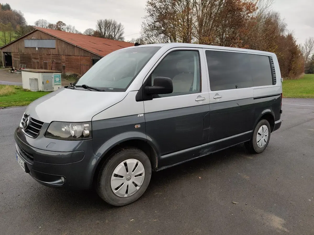 Second-hand VW Transporter 105 CP (77 kW) 2004 Argintiu Van