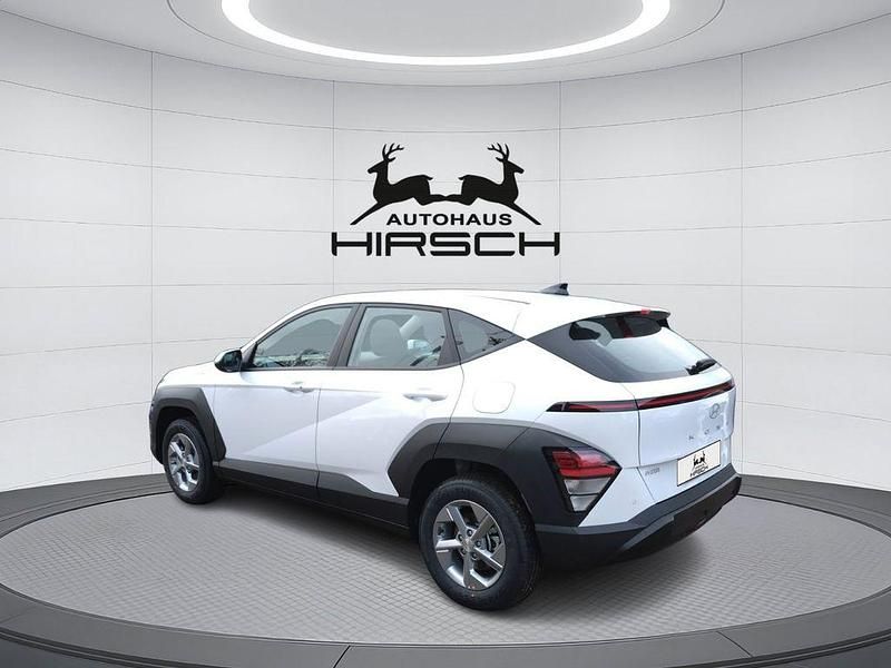 Neu Hyundai Kona Select 139 PS (102 kW) 2025 Weiß SUV