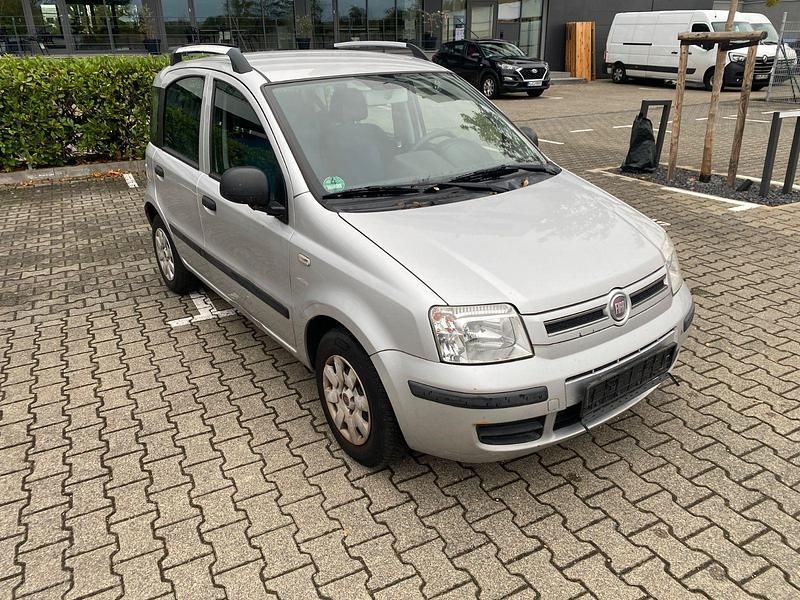 Grau Gebraucht 2010 Fiat Panda Dynamic Kleinwagen | 1.900 € (Guter Preis) - Bild 1/4