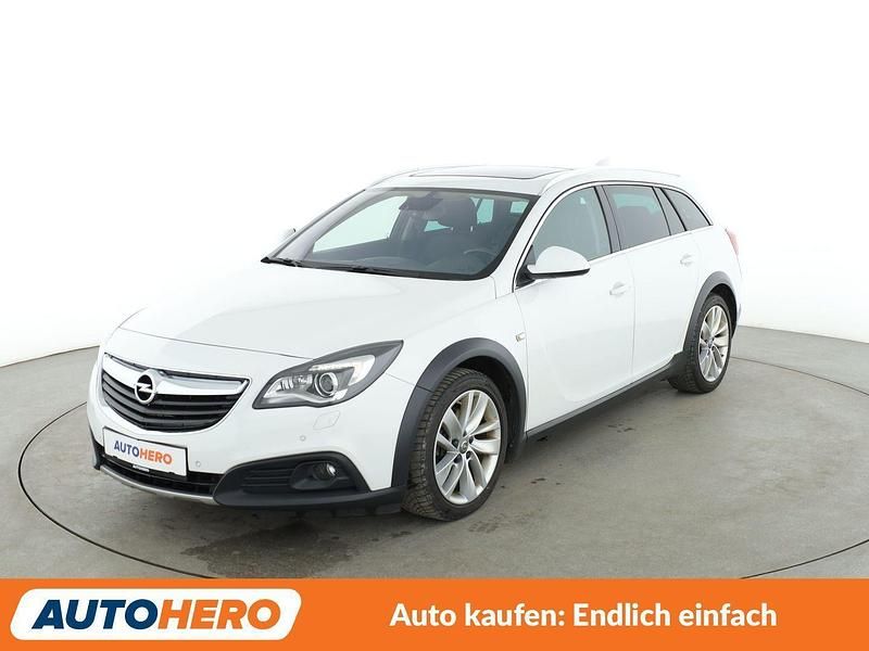 Weiß Gebraucht 2017 Opel Insignia Country Tourer Basis Kombi | 14.750 € (Fairer Preis) - Bild 1/3