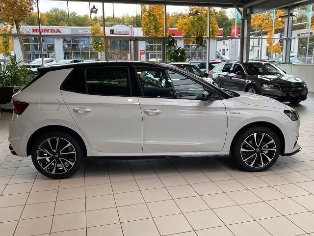 Moonweiss metallic Neu 2025 Skoda 110 R Monte Carlo Limousine | 30.290 € (Fairer Preis) - Bild 1/1