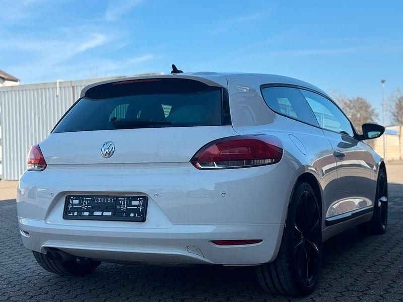 Gebraucht VW Scirocco 122 PS (89 kW) 2013 Weiß Coupé