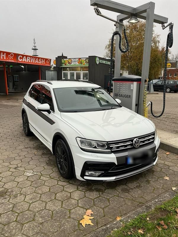 Weiß Gebraucht 2016 VW Tiguan R-line SUV | 22.200 € (Fairer Preis) - Bild 1/4