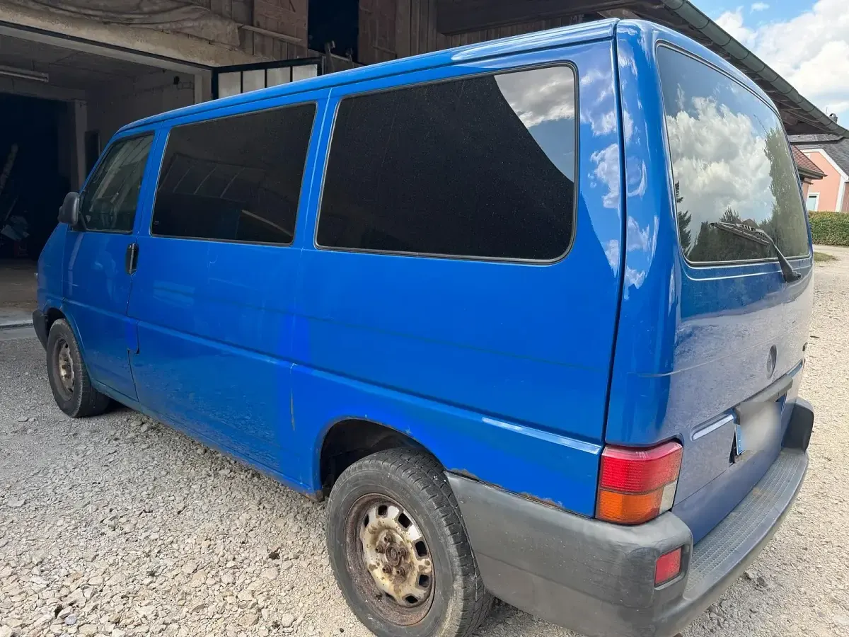 Gebraucht VW T4 102 PS (75 kW) 1999 Blau Van