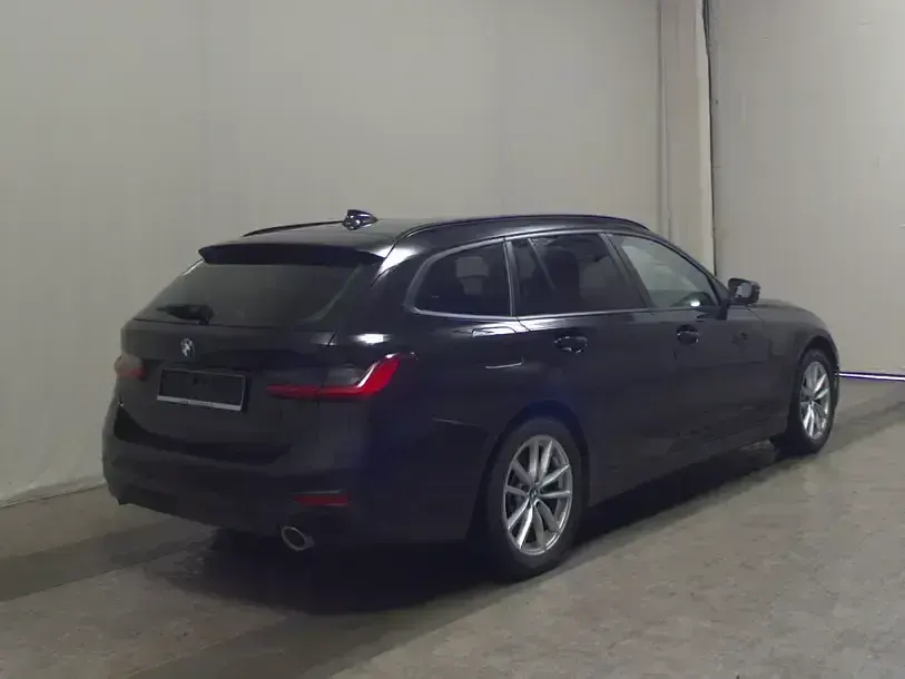 Gebraucht BMW 330 Advantage 258 PS (189 kW) 2021 Schwarz ii Kombi