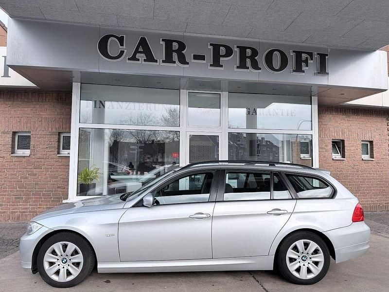 Gebraucht BMW 318 Comfort Edition 143 PS (105 kW) 2009 Silber Kombi