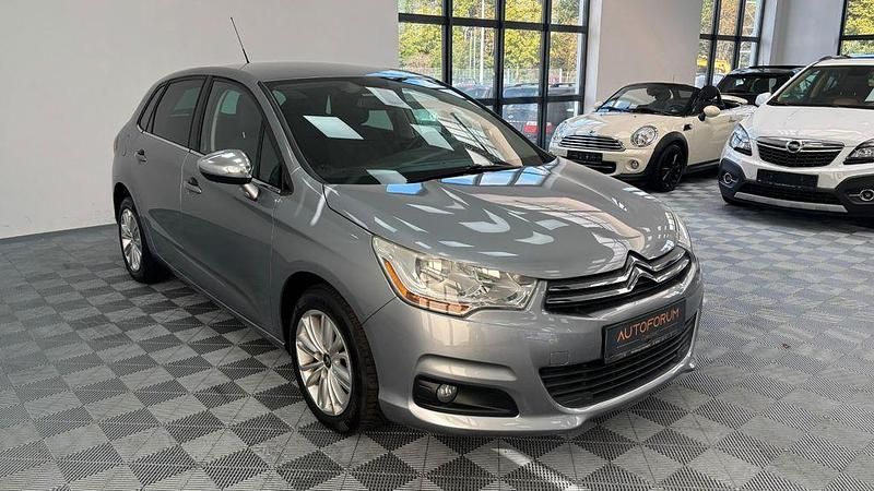 Silber Gebraucht 2016 Citroën C4 SELECTION Limousine | 9.888 € - Bild 1/4