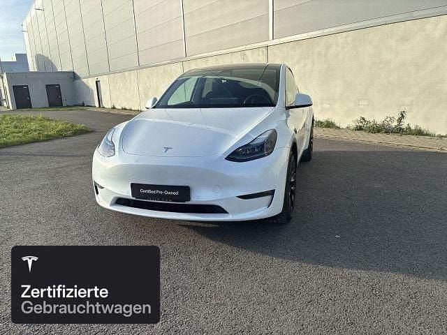 Weiß Gebraucht 2022 Tesla Model Y Long Range AWD SUV | 33.800 € (Fairer Preis) - Bild 1/4