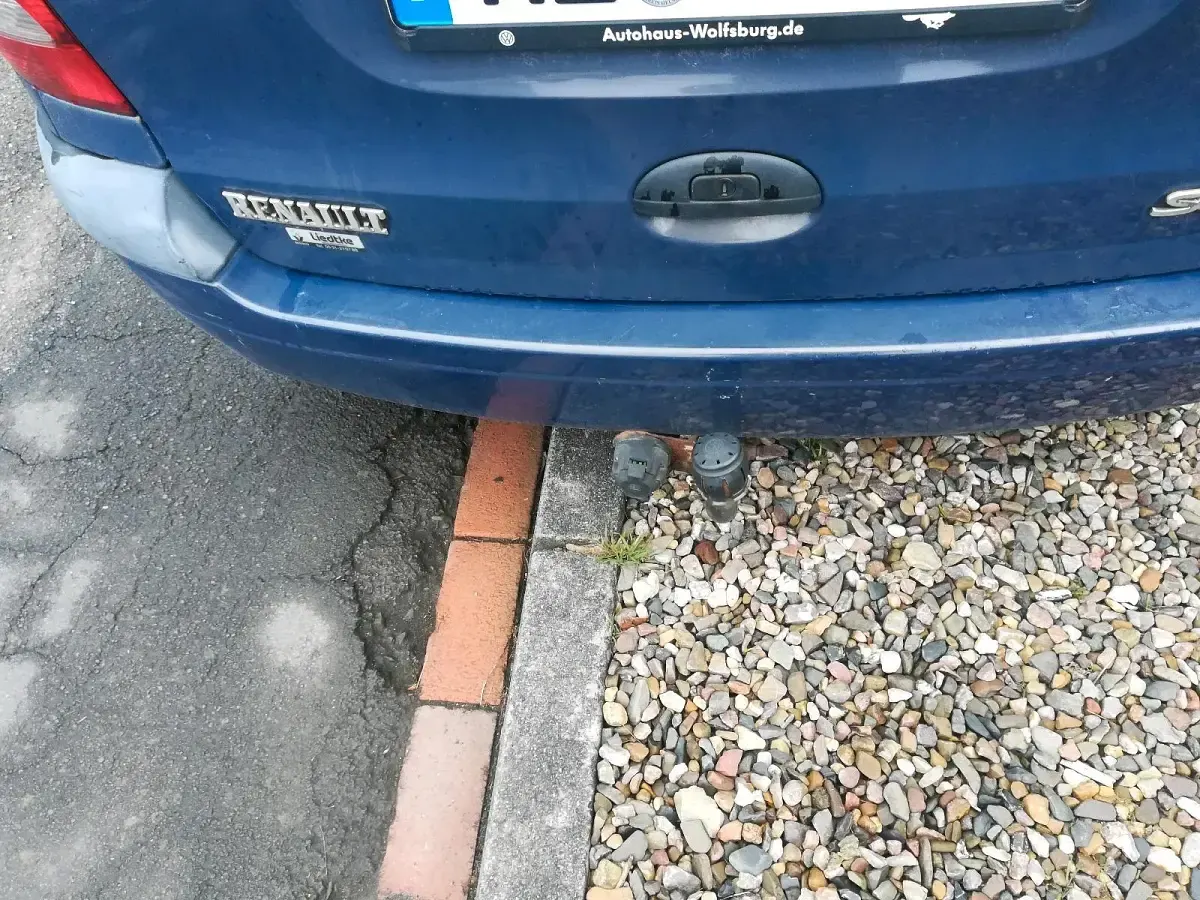 Gebraucht Renault Scénic 139 PS (102 kW) 2000 Blau Van / Kleinbus