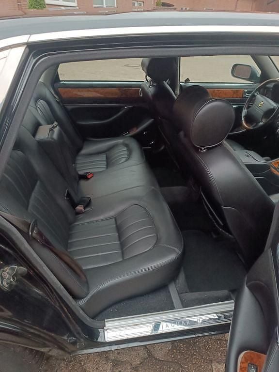 Gebraucht Jaguar XJ Sovereign 241 PS (177 kW) 1996 Schwarz Limousine