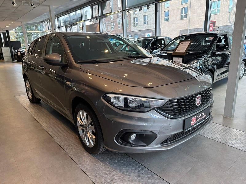 Gebraucht Fiat Tipo Pop 95 PS (69 kW) 2020 Colore esterno (grigio undergr Kombi