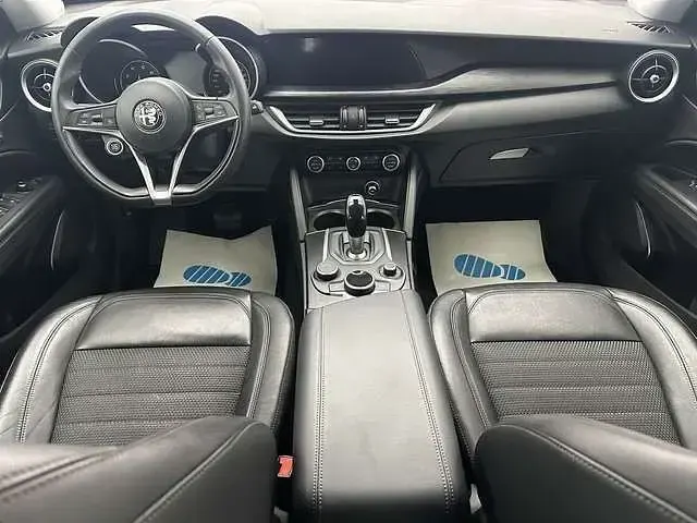 Gebraucht Alfa Romeo Stelvio Super 200 PS (147 kW) 2017 Blau metallic SUV