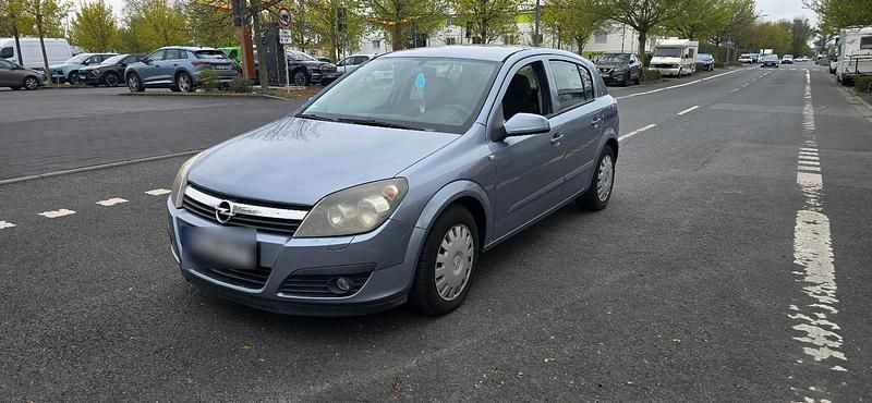 Gebraucht Opel Astra 105 PS (77 kW) 2006 Grau Limousine