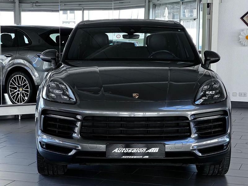 Gebraucht Porsche Cayenne Turbo 441 PS (324 kW) 2018 Grau SUV