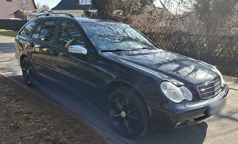 Gebraucht Mercedes C320 Classic 218 PS (160 kW) 2003 Schwarz Kombi