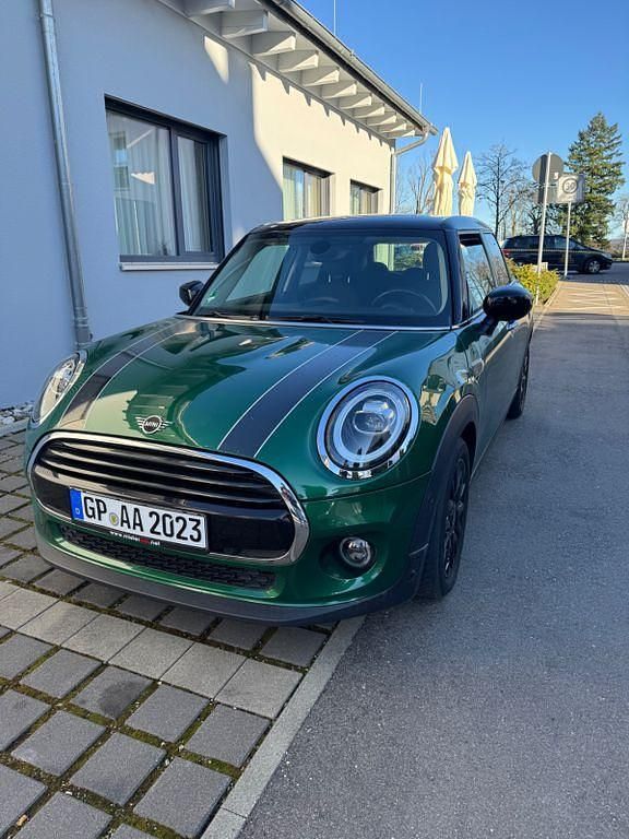 Gebraucht Mini Cooper 136 PS (100 kW) 2019 Schwarz Kleinwagen