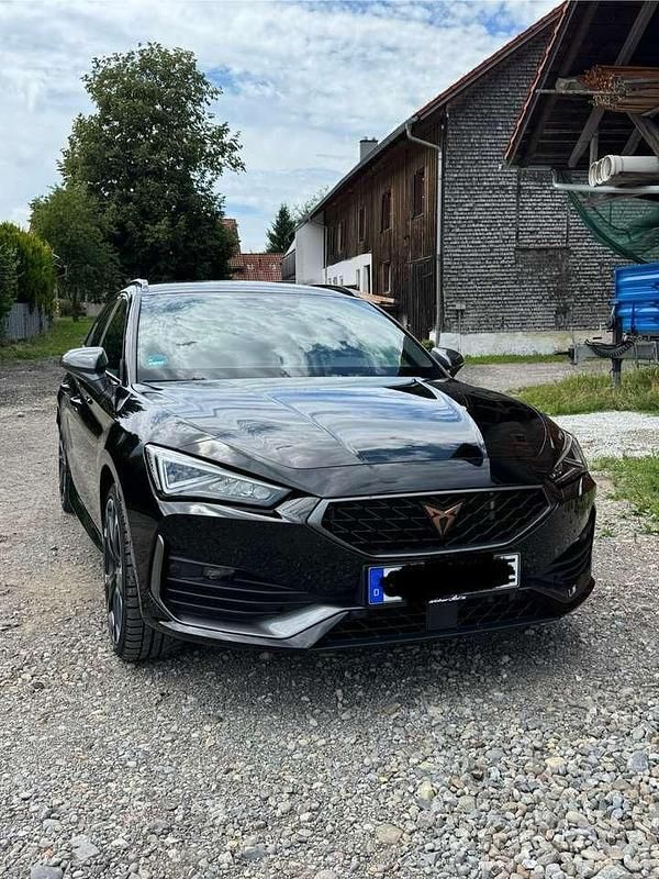 Schwarz Gebraucht 2020 Cupra Leon VZ Kombi | 22.349 € (Guter Preis) - Bild 1/4