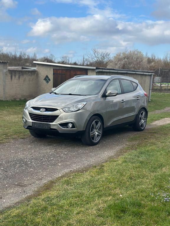 Gebraucht Hyundai ix35 Trend 184 PS (135 kW) 2010 Silber SUV