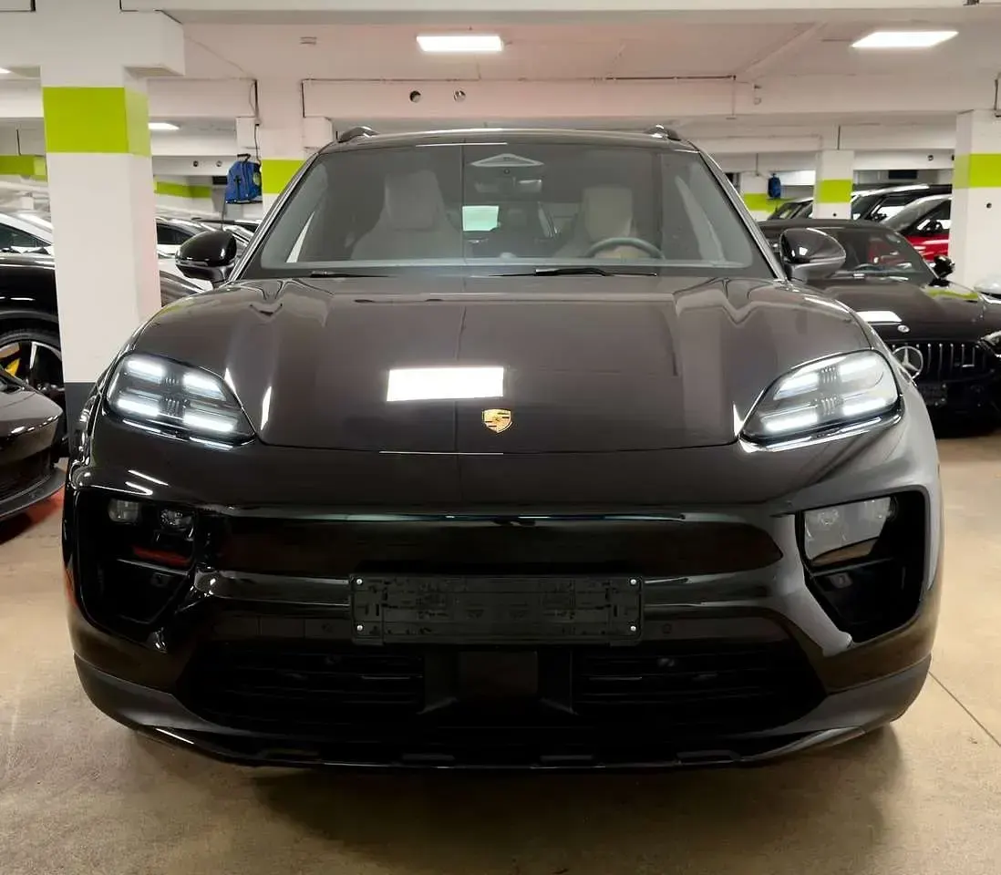 Ny Porsche Macan 300 kW (408 HK) 2026 Svart SUV