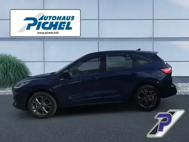 Używany Ford Kuga ST-Line 225 KM (165 kW) 2022 Niebieski SUV