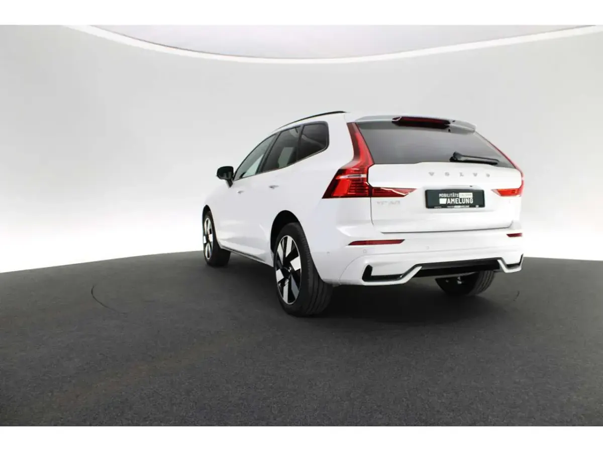 Gebraucht Volvo XC60 Plus 398 PS (292 kW) 2024 Weiß SUV