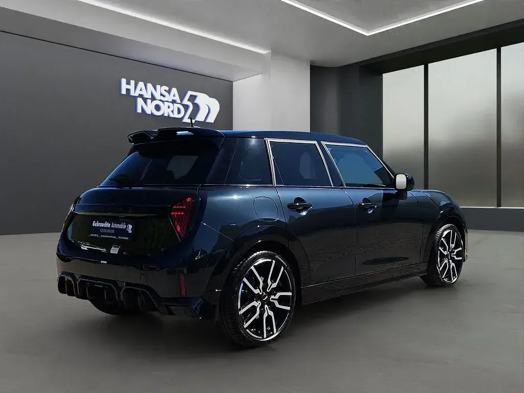 Używany Mini Cooper 204 KM (150 kW) 2024 Szary Hatchback