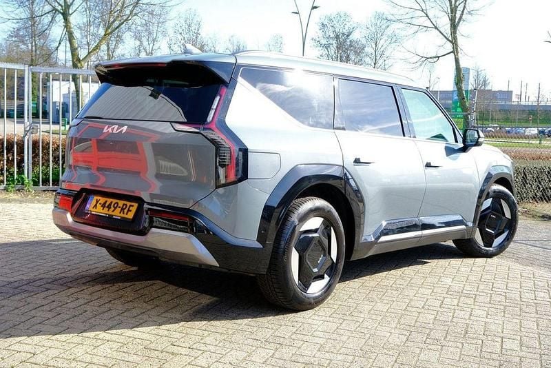 Gebraucht Kia EV9 Air 150 kW (204 PS) 2024 Grün SUV