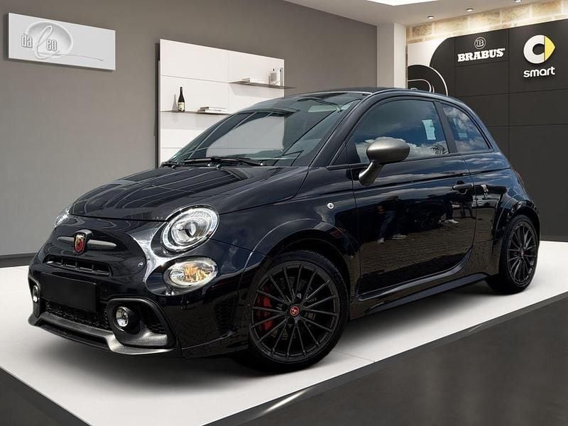 Schwarz Gebraucht 2021 Abarth 595C Competizione Cabrio | 25.988 € (Etwas zu teuer) - Bild 1/4