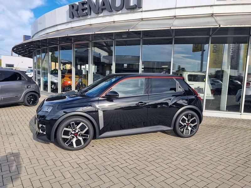 Black pearl schwarz Neu 2025 Renault R5 Komfort Kleinwagen | 31.290 € (Guter Preis) - Bild 1/4