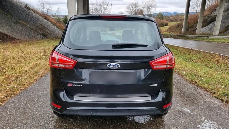 Gebraucht Ford B-MAX SYNC Edition 125 PS (91 kW) 2013 Schwarz Van / Kleinbus