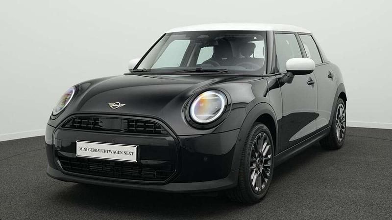 Schwarz Gebraucht 2024 Mini Cooper Classic Kleinwagen | 27.445 € (Fairer Preis) - Bild 1/4