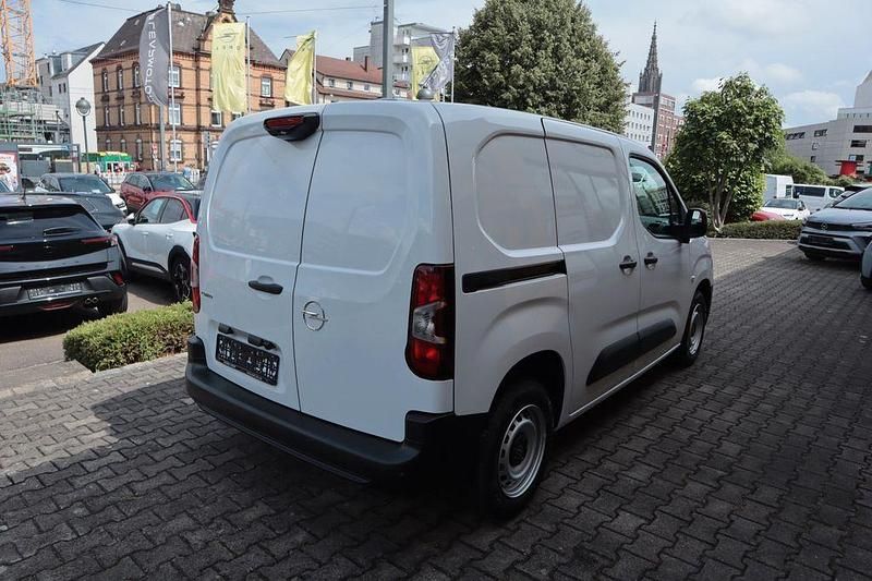 Nowe Opel Combo Edition 102 KM (75 kW) 2025 Biały Minivan