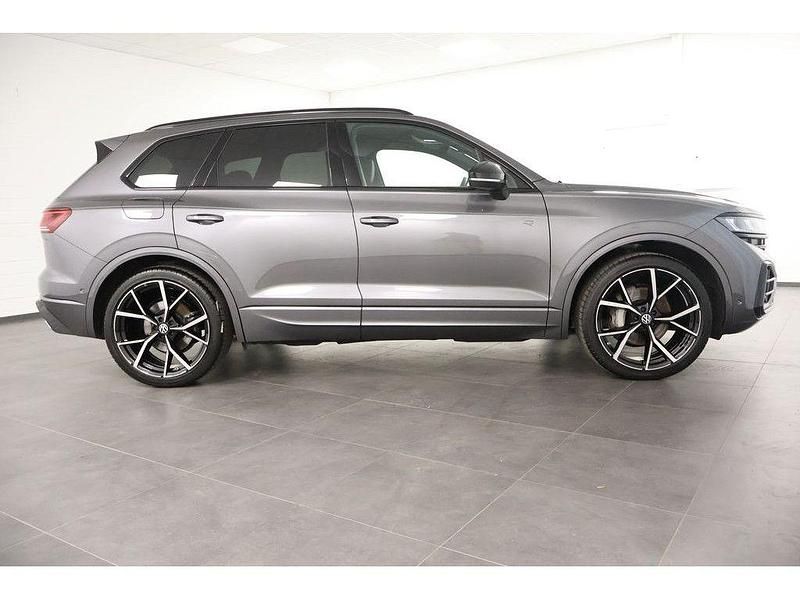 Gebraucht VW Touareg Style 286 PS (210 kW) 2025 Grau SUV