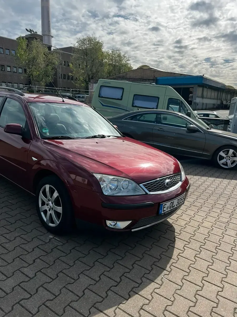 Second-hand Ford Mondeo 145 CP (106 kW) 2006 Roșu Break